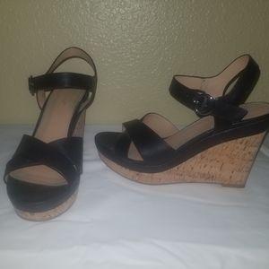 Women's shoes